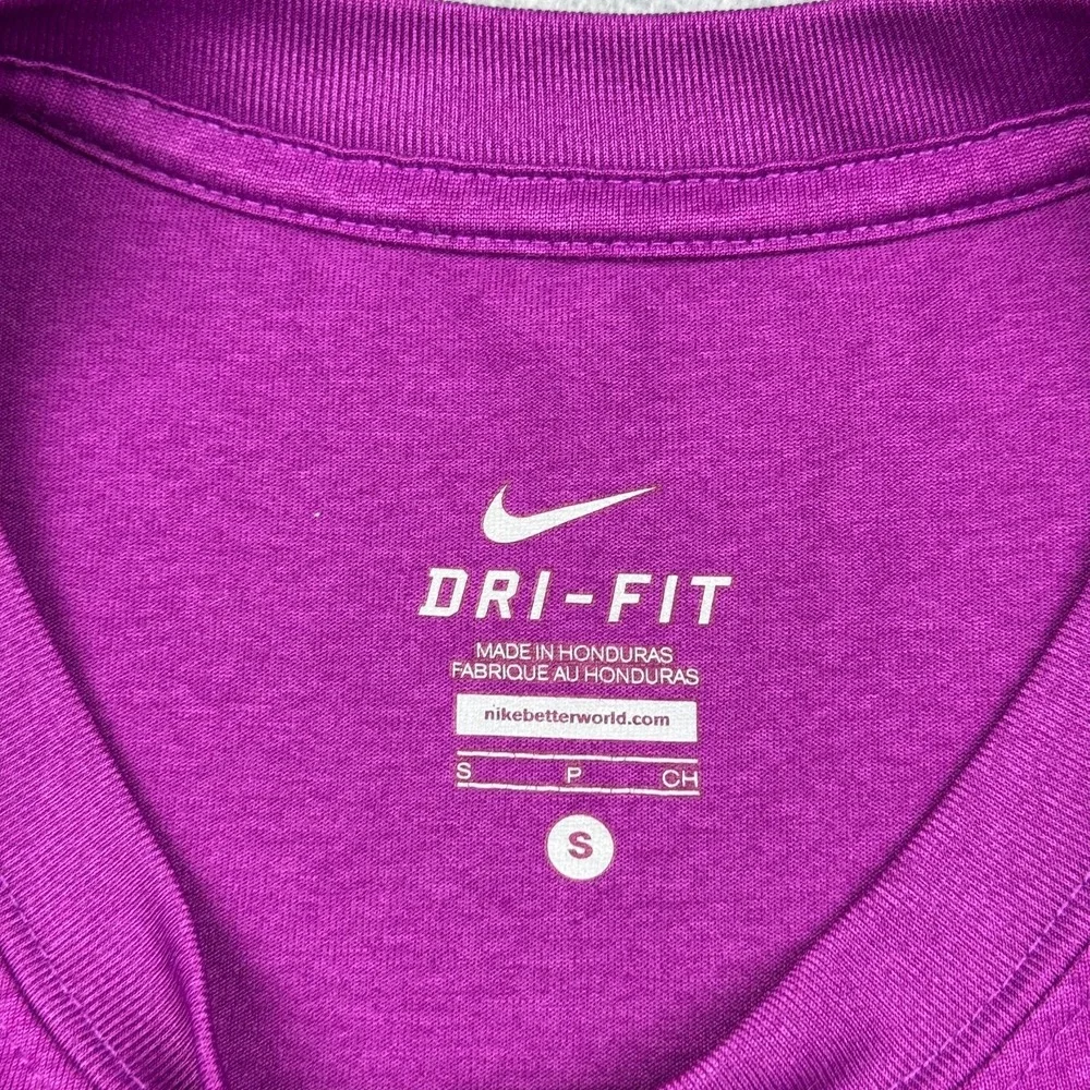 Nike Shirt Womens Small Purple Dri-Fit Performance Long‎ Short Sleeve Athletic